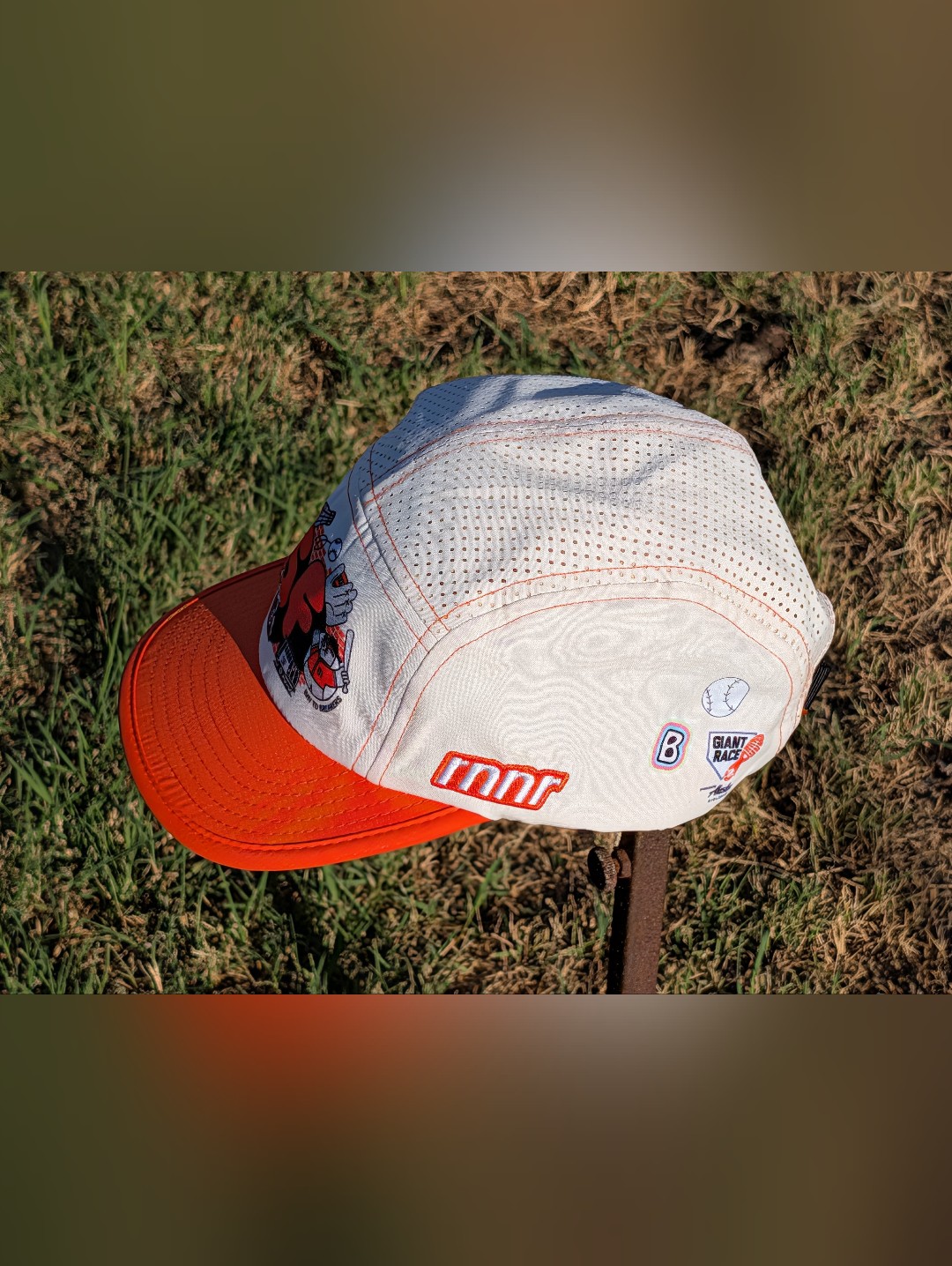 Rnnr San Francisco Base To Breakers Pacer Running Hat Giant Race Cap 56cm White — image 3 of 8